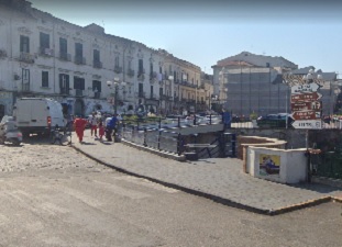 Piazza Matteotti - VIETRI sul MARE